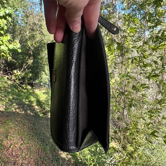 VINTAGE COACH Black Leather Trifold Wallet w Gold Logo Accent AUTHENTIC - Picture 5 of 10